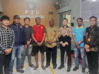 Polres Malra Serahkan Tersangka Penganiayaan Perempuan Ke Kajari