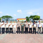 6 Kepala Desa Di Malra Terima Penghargaan Oleh Kapolda Maluku