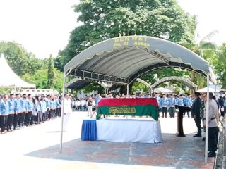 Malra Berduka, Bupati Hanubun Pimpinan Upacara Kedinasan Melepas Plt. Sekda Tamher