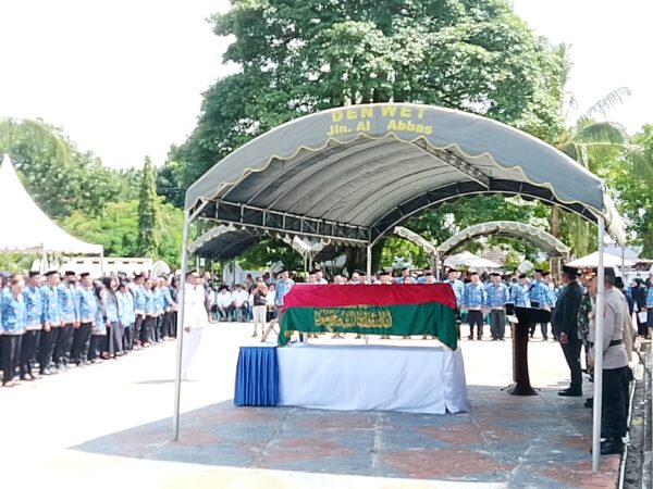 Malra Berduka, Bupati Hanubun Pimpinan Upacara Kedinasan Melepas Plt. Sekda Tamher