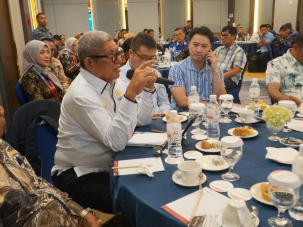 Dorong Pertumbuhan Ekonomi Daerah, Bupati Malra Promosi Potensi Laut dan Kopra