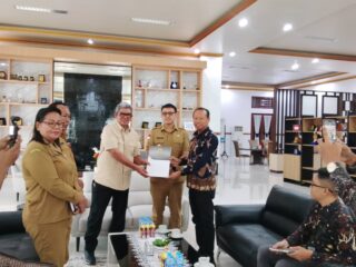 Terima Kunjungan BPK, Bupati Malra Harap Capaian WTP Tetap Berlanjut