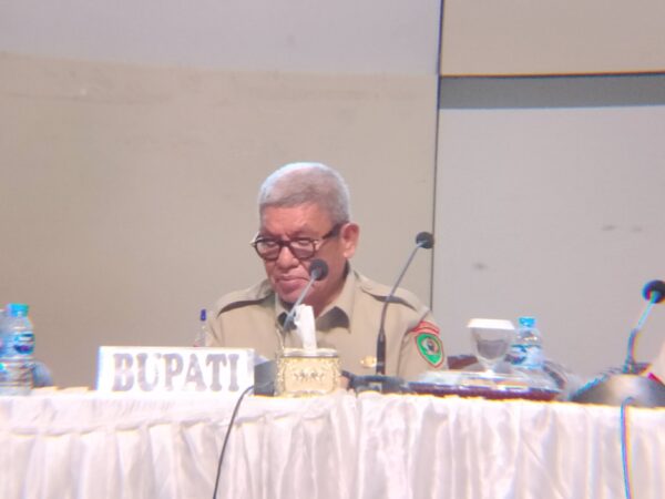 Pimpin Rakor Kesiapan Baksos Terintegrasi, Bupati Hanubun Instruksikan Setiap Jajaran Bekerja Maksimal