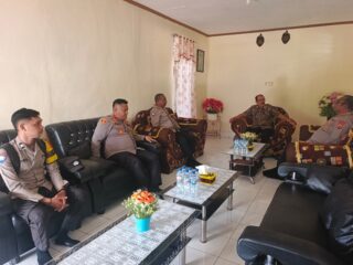 Direktur Binmas Polda Maluku Temui Masyarakat Desa Fiditan bahas Penyelesaian Konflik