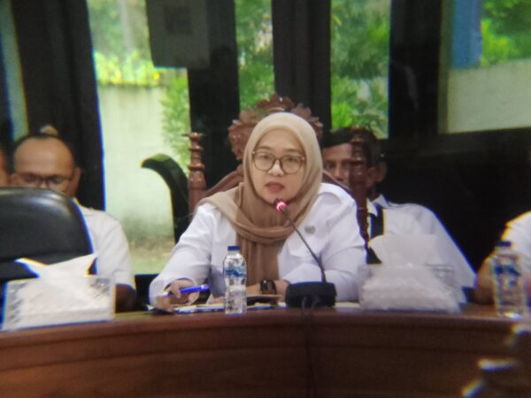 Gelar RDP, Kadis PUTR Malra Jelaskan Kendala Pekerjaan Air Bersih di KUBA Akibat Basic Price