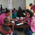 Mahasiswa KKN UGM dan Puskesmas Ohoira Laksanakan Pemeriksaan Kesehatan Gratis di Ohoidertom