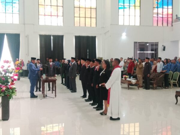 Bupati Malra Resmi Melantik 11 Kepala OPD